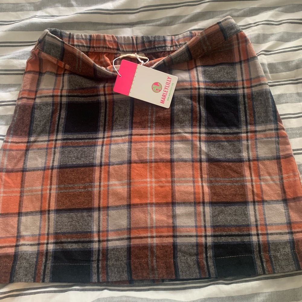 Boutique mini skirt